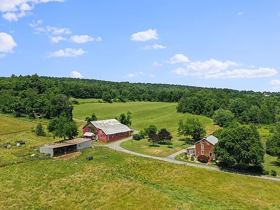 4th image of 12815 Red Heifer Winery Ln