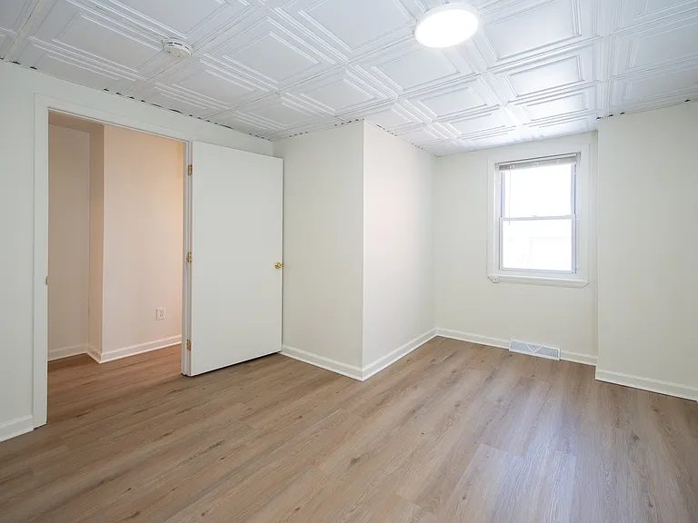 455 Fairmount Ave #2 — Photo 13