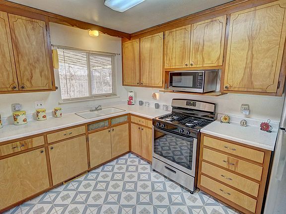 3rd image of 2251 Calle Cuesta