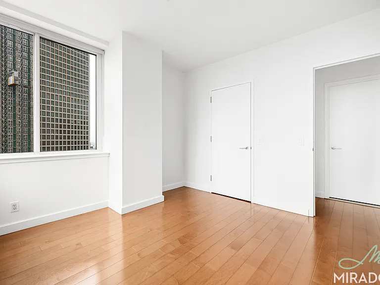 80 Dekalb Ave #34N — Photo 5