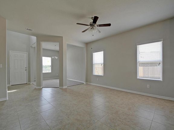 4th image of 164 Hollis Ln