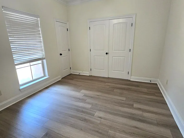 2619 E Robinwood Dr — Photo 9