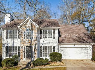 615 Simon Ive Dr, Lawrenceville, GA 30045