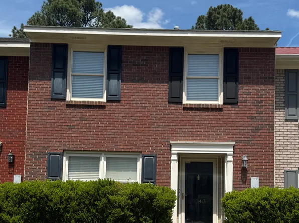 5048 Falling Creek Ln, Birmingham, AL 35235