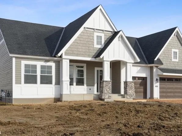 1411 Palmer Dr N, Lake Elmo, MN 55042