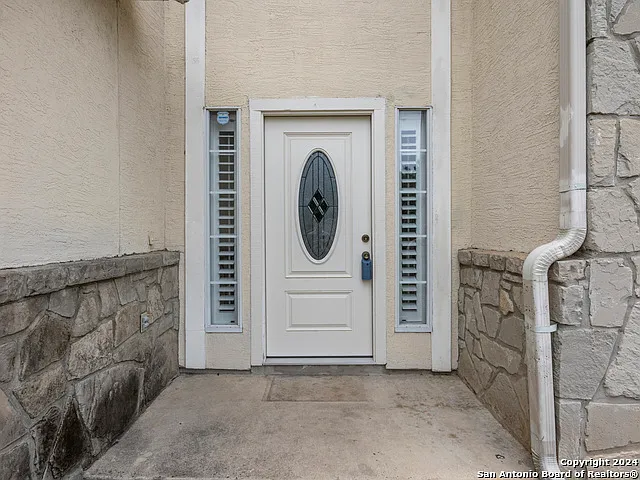 18 Nikita Dr — Photo 4