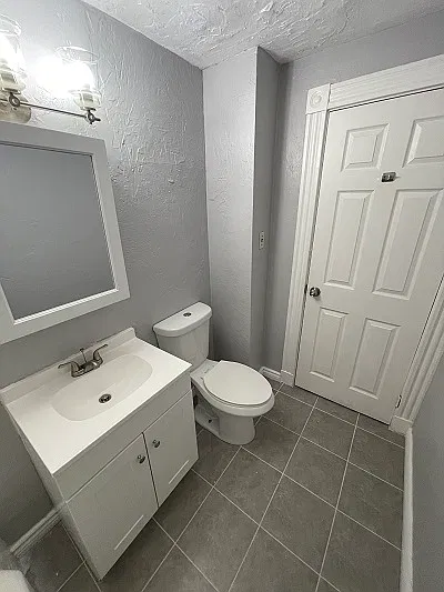 3 bed, 1100 sqft, $3,200 — Photo 4