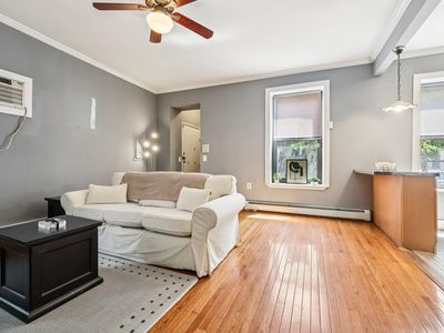 263 10th St APT 1E, Jersey City, NJ, 07302
