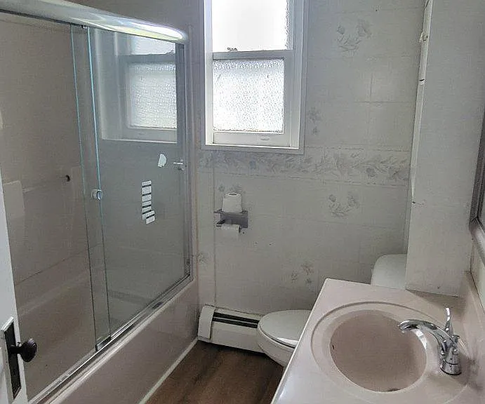 464 W Penn Ave — Photo 3