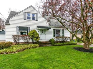 5527 Huron Rd, Lyndhurst, OH 44124