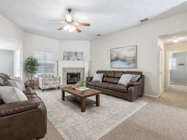 6115 100th St, Lubbock, TX 79424
