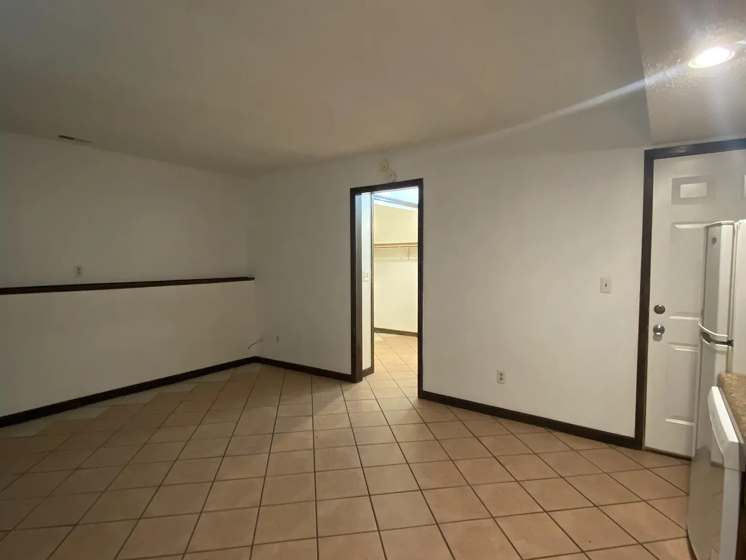 425 West Lawrence Avenue — Photo 3