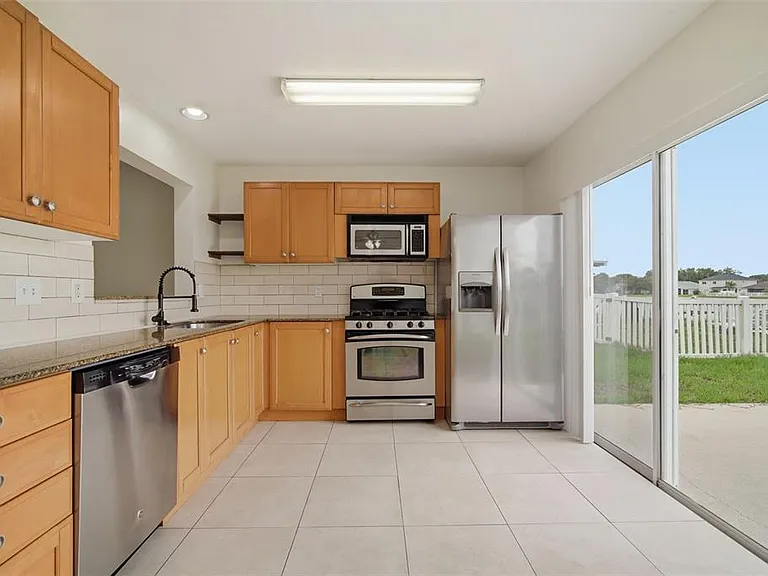 10604 Lakeside Vista Dr — Photo 10
