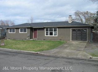 496 Strait Way, Central Pt, OR 97502