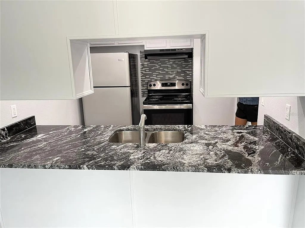 2 bed, 1.0 bath, 780 sqft, $1,495 — Photo 4