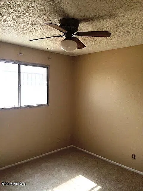 3 bed, 1.5 bath, 936 sqft, $1,800 — Photo 3
