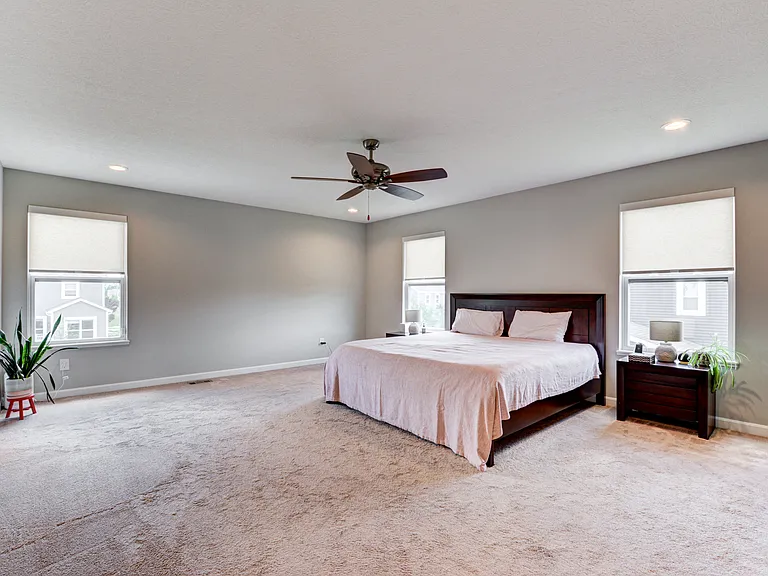 5589 Landgate Dr — Photo 46