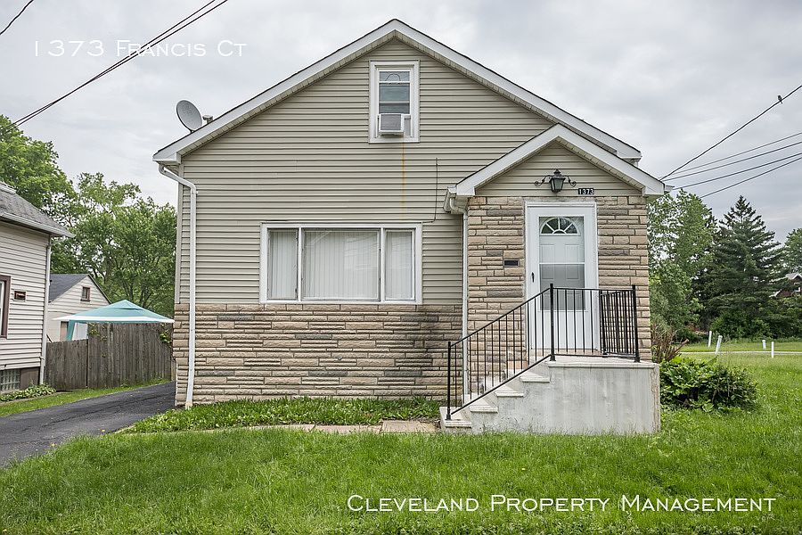 1st image of 1373 Francis Ct
