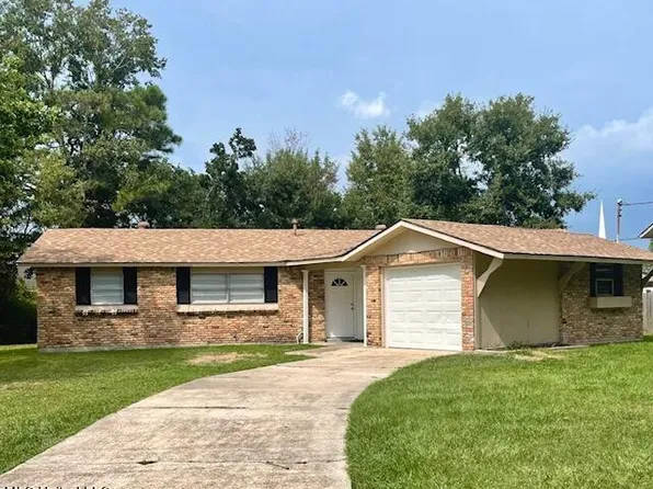 2607 Convent Ave, Pascagoula, MS 39567