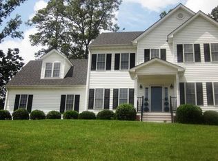 4000 Liberty Point Dr, Midlothian, VA 23112