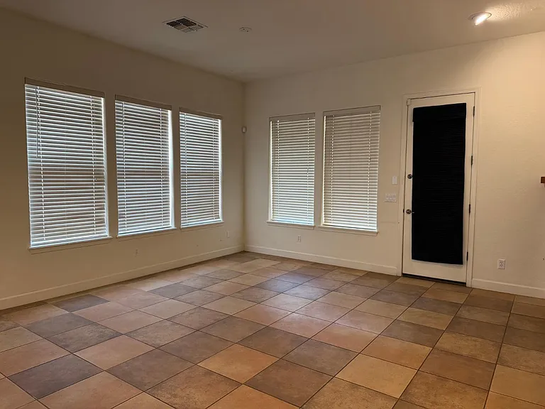 4505 W McNeil St — Photo 20
