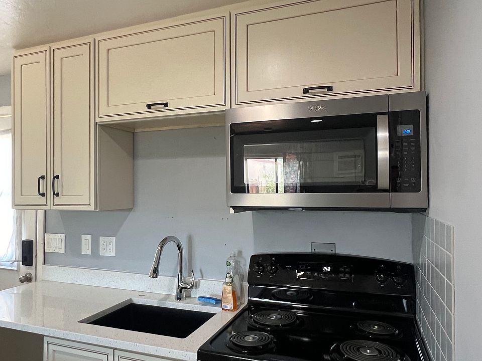 1st image of 621 E Drachman St Unit 2
