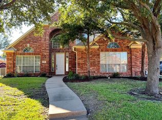 320 Sycamore Dr, Murphy, TX 75094