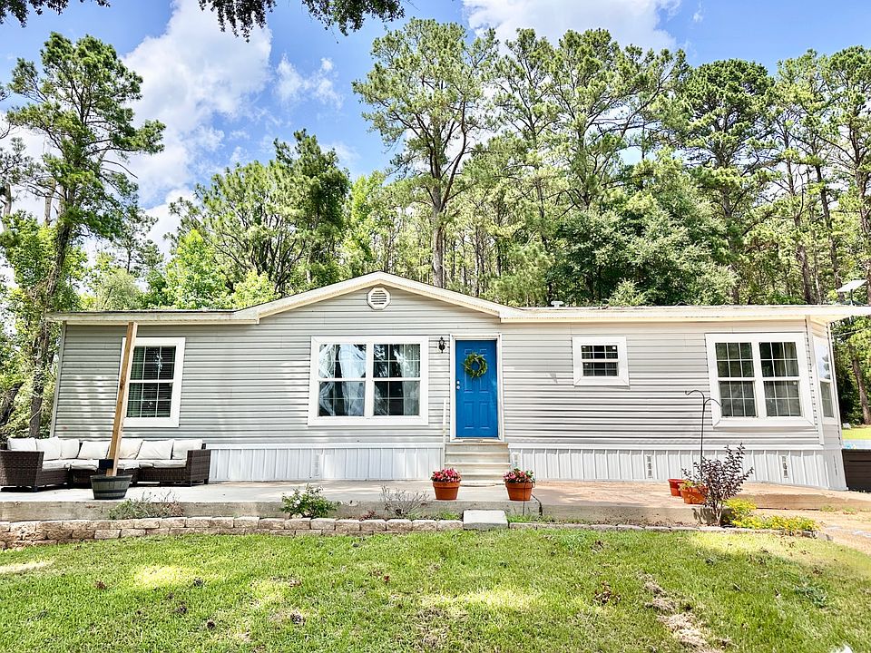 1st image of 108 Chipper Ln