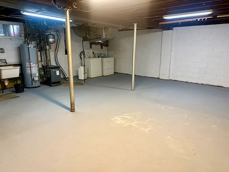 1777 Stone Ave — Photo 15