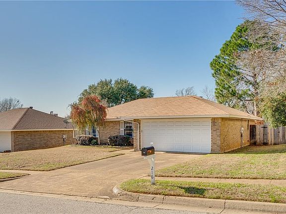 3rd image of 216 Almond Ln