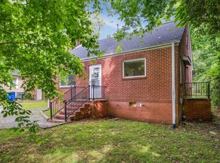 105 Estes Drive, Carrboro, NC 27510