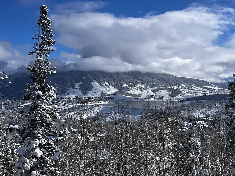 Winter view o Lake Dillon from the balcony.