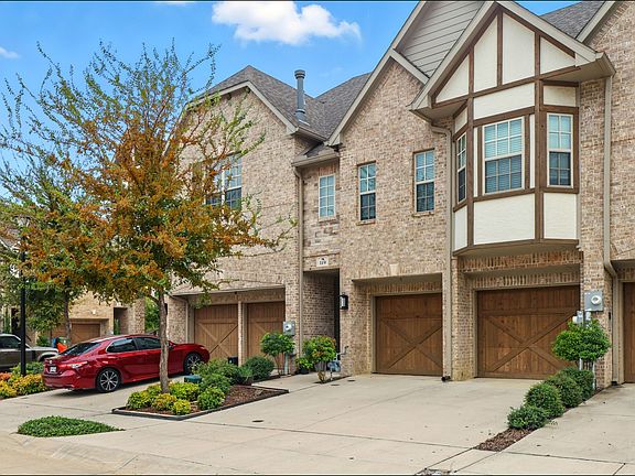 2nd image of 119 Canonbury Dr