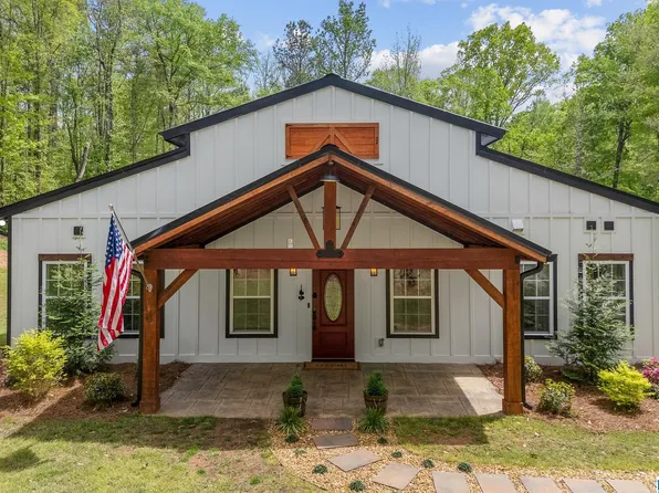 10936 Bear Creek Rd, Sterrett, AL 35147