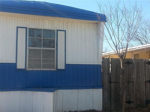 2nd image of 124 Karen Ln