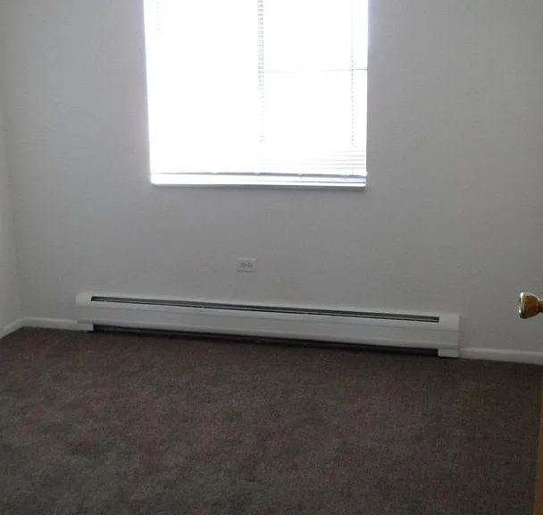 Campus Park Apartments — Photo 31