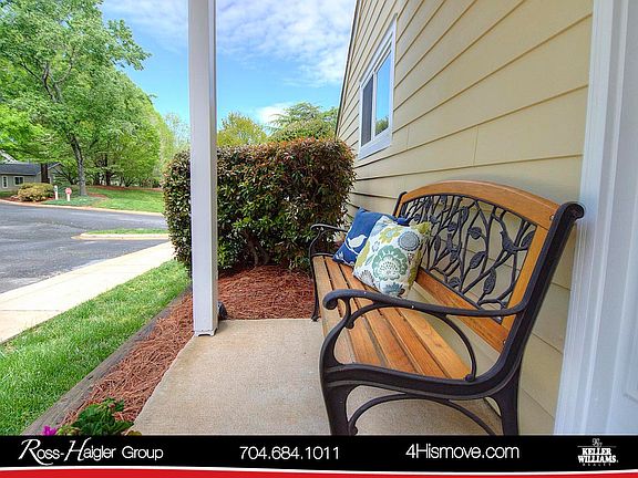 3rd image of 1091 Sardis Cove Dr