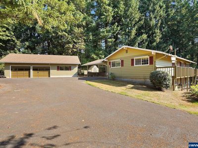 17901 S Edgewood Ln, Oregon City, OR, 97045