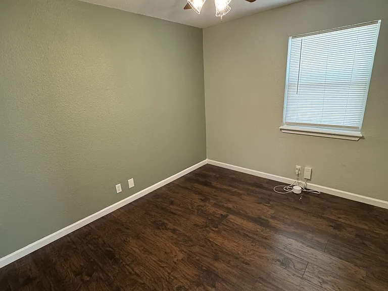 115 Plainview Dr — Photo 8