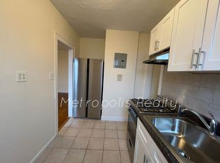 32-01 21st Ave #C3, Astoria, NY 11105