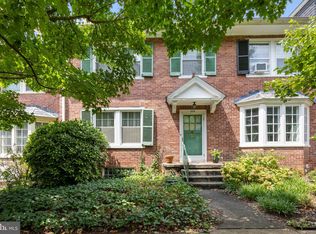 3936 Cloverhill Rd, Baltimore, MD 21218