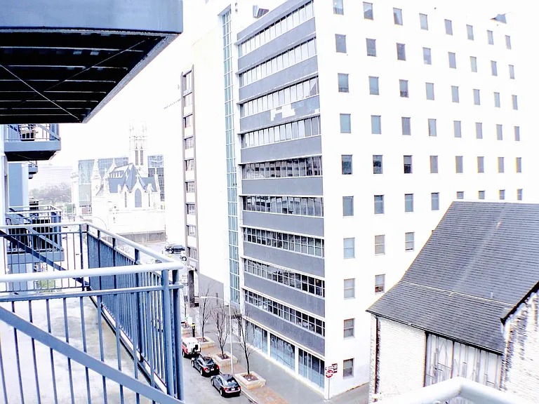 800 Brazos St #903 — Photo 14