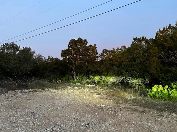 Indian Trl, Pipe Creek, TX 78063