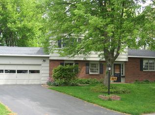 303 Willowen Dr, Rochester, NY 14609