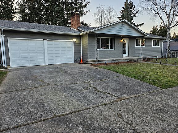 4th image of 3415 SE 158th Ave