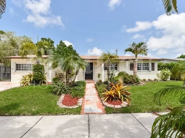 16941 SW 119th Ct, Miami, FL 33177
