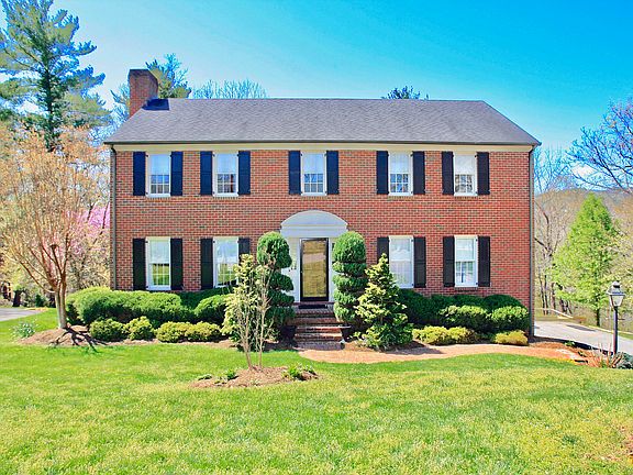 2nd image of 5036 Woodmont Dr