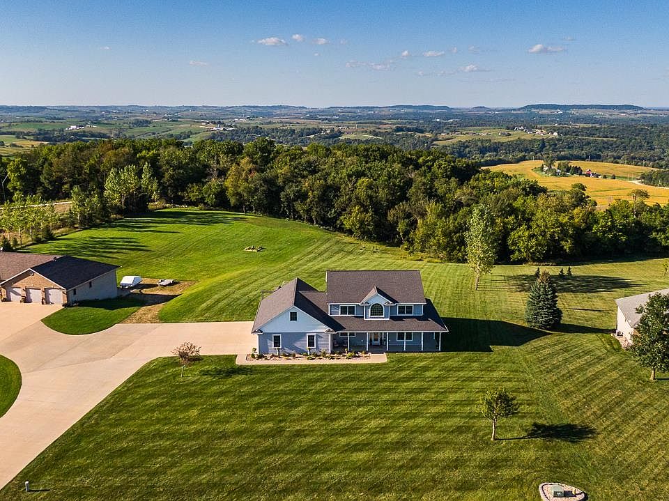 16901 Asbury Rd, Dubuque, IA 52002 Zillow