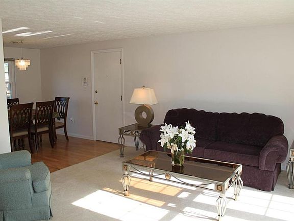 5th image of 1223 Hanson St