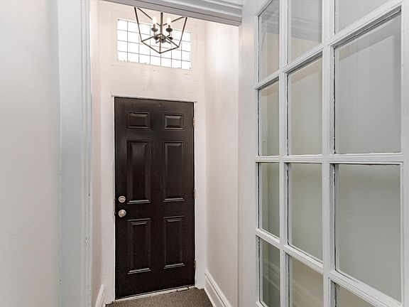 3rd image of 12 N Willow St #B
